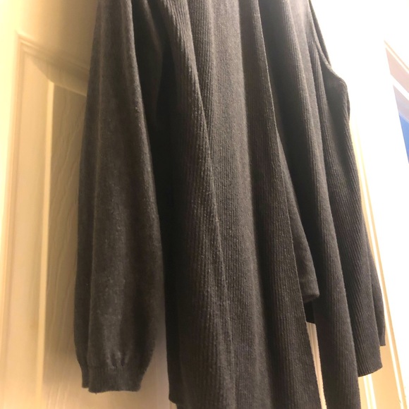 Classic Charcoal Cardigan (XL) - Picture 2 of 3